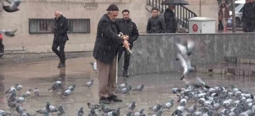 Aksaray’da yılın ilk karı yağdı
