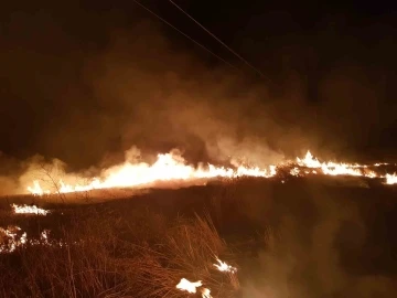 Alaca’da 6 ayrı noktada anız yangını çıktı