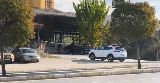 Alacak verecek meselesi silahlı kavgaya dönüştü: 1 ölü, 3 yaralı
