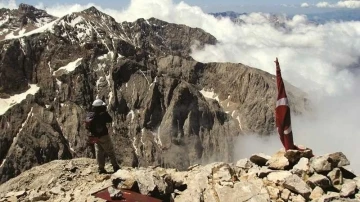 Aladağlar ve Bolkar Dağları’nda Fotoğraf Yarışması yapılacak
