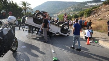 Alanya'da 3 aracın karıştığı kazada 1 turist öldü, 10 kişi yaralandı