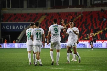 Alanyaspor bu sezon ilk kez üst üste dört galibiyet aldı