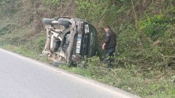 Alaplı’da otomobil ile patpat çarpıştı: 2 yaralı
