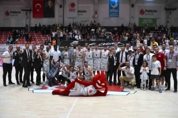 Aliağa Petkimspor, 4 kez 100 sayı üzeri attı
