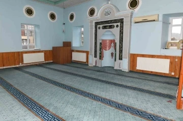 Aliköy’de cami ve Kur’an kursunun kalorifer tesisatı yenilendi
