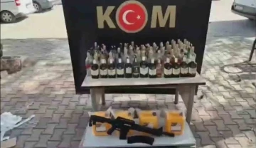 Alkol kaçakçılarını boş şişeler ele verdi
