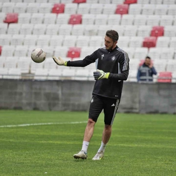 Altay’da kaleci Ozan, 86 gün sonra forma şansı buldu
