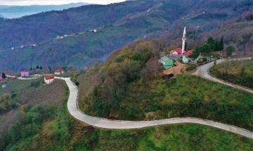 Altınordu’da beton yol çalışmaları sürüyor
