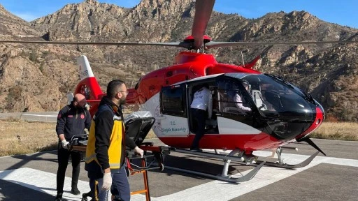 Ambulans helikopter 70 yaşındaki hasta için havalandı