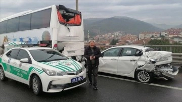 Anadolu Otoyolu'nda zincirleme kazalar nedeniyle İstanbul istikameti ulaşıma kapandı