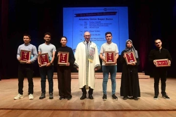 Anadolu Üniversitesi öğrenci tercihlerinde zirveye yükseldi
