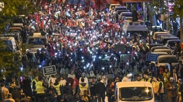 Ankara'da Gazze'de hayatını kaybeden çocuklar için yürüyüş düzenlendi