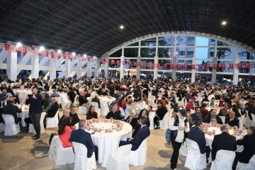 Antalya’da Roman vatandaşlar iftarda bir araya geldi
