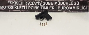 Aranması olan 16 kişi ve hapis cezası bulunan 4 şahıs yakalandı
