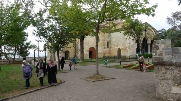 Arap turistler ülkelerine dönünce turizm sektörü düşüşe geçti
