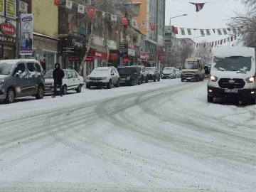 Ardahan güne karla uyandı
