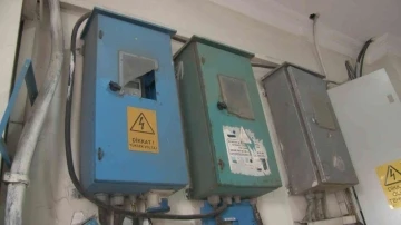 Arnavutköy’de yetersiz elektrik enerjisi esnafın çilesi haline geldi
