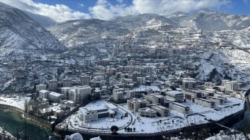 Artvin'de eğitime kar engeli