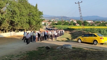 Asırlık gelenek: Binlerce kişi bayramlaştı
