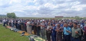 Aslanapa’nın Pınarbaşı Mahallesi’nde yağmur duası
