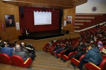 Atatürk üniversitesi mensuplarına bağımlılıkla mücadele konusu anlatıldı
