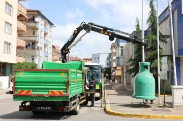 Atık camlar yeniden ekonomiye kazandırılıyor
