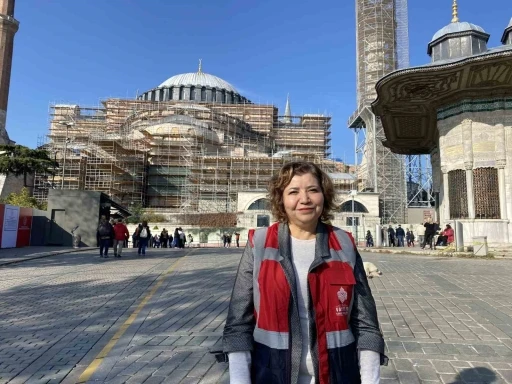 Ayasofya’da dev iskele kuruldu: Bin 500 yıllık cami niteliksiz sıvalardan arındırılacak
