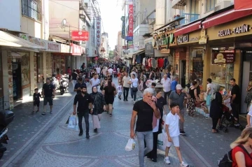 Aydın’da çarşı pazar yoğunluğu
