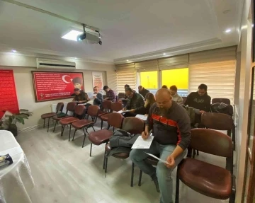 Aydın’da görev yapan veteriner hekimlere ‘İnsanlarda ilkyardım’ kursu
