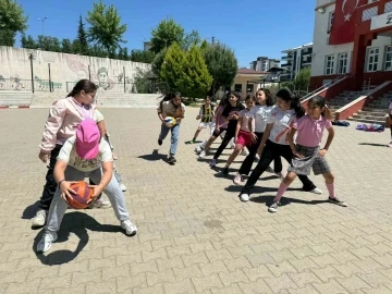 Aydın’da minikler, sporu yaşam tarzı haline getiriyor
