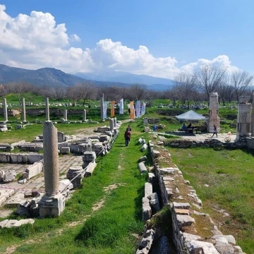 Aydın’da öğrenciler tarih ile iç içe yarıştı
