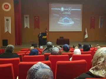 Aydın’da umreciler için ’Umre Hazırlık Kursu Eğitim Seminerleri’ düzenlendi
