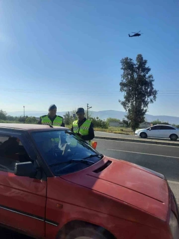 Aydın jandarmasından havadan trafik denetimi
