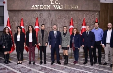 Aydınlı girişimciler, Vali Aksoy’a ürünlerini tanıttı
