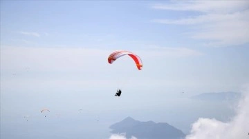 Babadağ, bu yıl 55 ülkeden yamaç paraşütü sporcusunu ağırladı