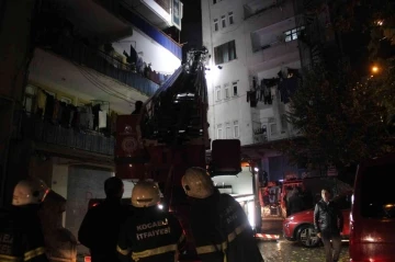 Baca yangını vatandaşları sokağa döktü
