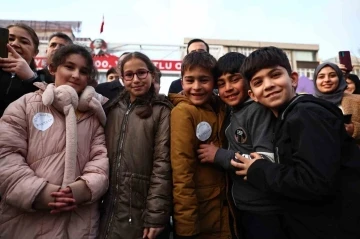 Bağcılar Meydanı’nda Ramazan ayı boyunca sürecek etkinlikler için plato kuruldu
