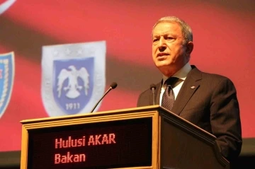 Bakan Akar: &quot;PKK/YPG destekçileri, teröristlere helikopter vererek bir kez daha suçüstü yakalanmışlardır”
