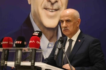 Bakan Kirişci: &quot;Seccadeye ayakkabılarıyla basacak kadar paçoz olan o muhalefet bizi Rusya -Ukrayna konusunda eleştirmişlerdi”
