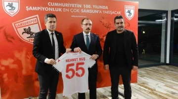 Bakan Muş: “Samsunspor hepimizi sevince boğdu”
