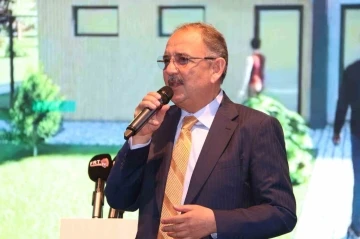 Bakan Özhaseki: &quot;Kentsel dönüşüm şart&quot;
