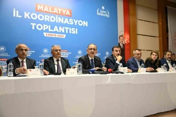 Bakan Özhaseki: &quot;Öyle sağlam evler yapacağız ki huzurla evimizde oturalım, bu acıları daha yaşamayalım&quot;
