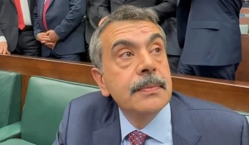 Bakan Tekin: &quot;(Taban maaş) Sorunları çözmek için gerekli adımları atıyoruz&quot;
