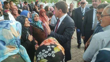 Bakan Tunç: &quot;AK Parti sivil bir anayasanın öncülüğünü yapmak istiyor&quot;
