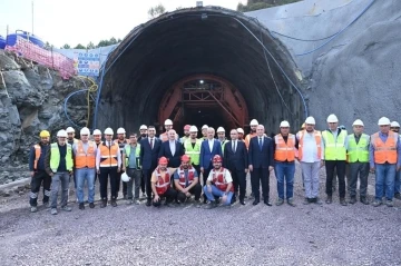 Bakan Uraloğlu: “Sarıyer, Kilyos yolu 35 dakikadan 5 dakikaya inecek”
