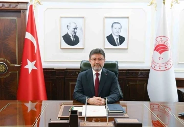 Bakan Yumaklı: &quot;3 personelimiz sağlıklı şekilde kurtarıldı&quot;
