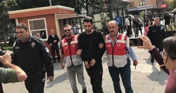 Bakırköy’de insanların üzerine araba süren eski hakim ve savcı oğlu hakkında karar
