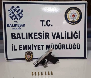 Balıkesir’de 22 aranan şahıs yakalandı
