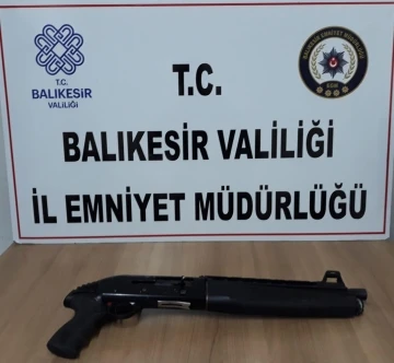 Balıkesir’de 46 aranan şahıstan 25’i tutuklandı
