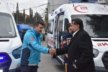 Balıkesir’e, 4 ambulans ve 1 adet Umke aracı teslim edildi
